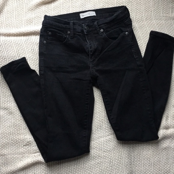 gap true skinny black jeans